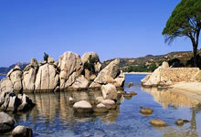 76人三巨头本赛季薪资1.35亿合计仅出场112场比赛&场均120万.